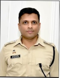 सात पोलीस अधिकार्यांच्या बदल्या