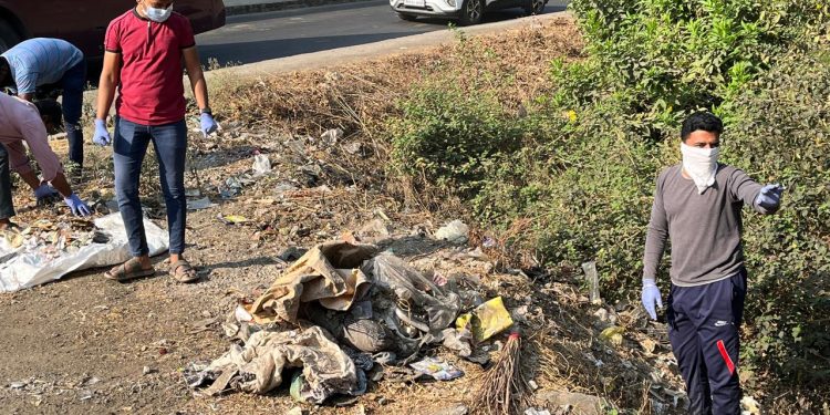 शासकीय कार्यालये व स्मशानभूमी चकाचक