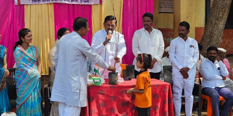 बापू, आपणास आमदार का व्हावेसे वाटले?