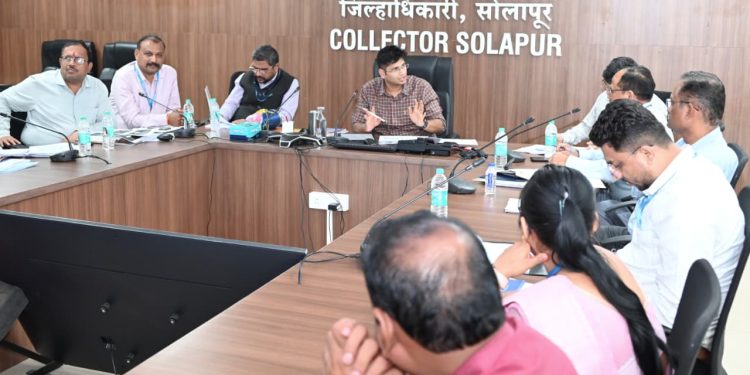 कर्ज नाकारल्यास बँकेने लेखी कारण कळवावे.. जिल्हाधिकारी कार्तिकेयन