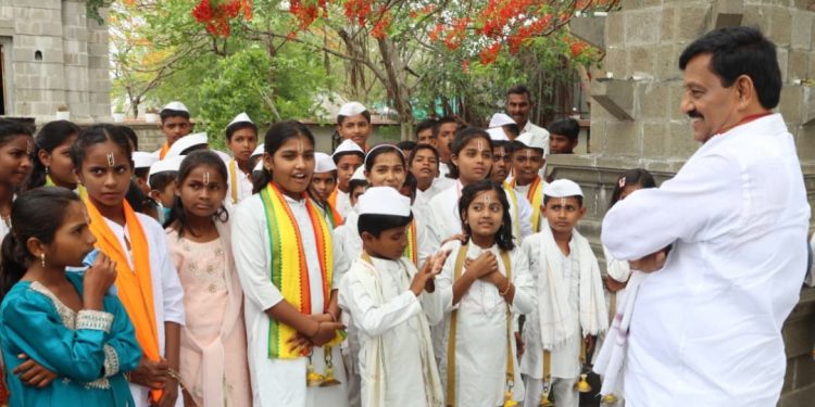 संस्कारक्षम पिढी घडविण्यासाठी सर्वांनी एकत्र काम करावे : आ. सुभाष देशमुख