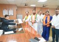 विधानपरिषदेसाठी बार्शीचे राजाभाऊ राऊत यांचा उमेदवारी अर्ज दाखल