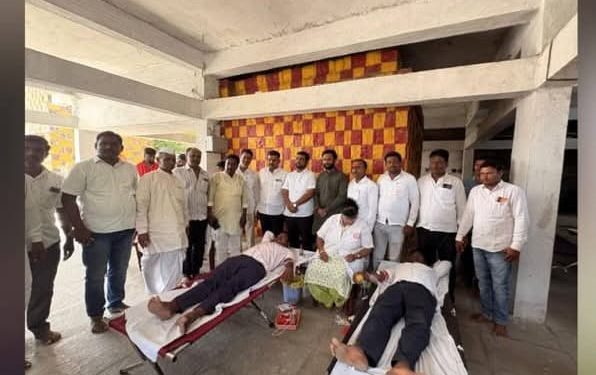 “सावकारां”च्या वाढदिवसाला रक्तदात्यांचा उत्स्फूर्त प्रतिसाद