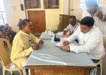 “इन कॅमेरा” समायोजनामुळे शिक्षकांमध्ये आनंदाचे वातावरण , सहायक संचालकांचे कौतुक