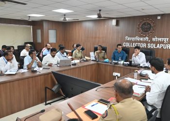 रस्ते अपघातांना प्रतिबंध घालण्यासाठी ठोस उपाययोजना कराव्यात – जिल्हाधिकारी एस.कार्तीकेयन