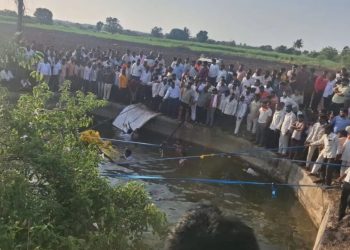 विहिरीत टेम्पो कोसळून १४ भाविकांचा मृत्यू