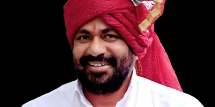 “एकतर शाळा पूर्ण ताकदीने चालवा, नाहीतर खाजगी शिकवण्याना मान्यता द्या” आमदार बच्चू कडू