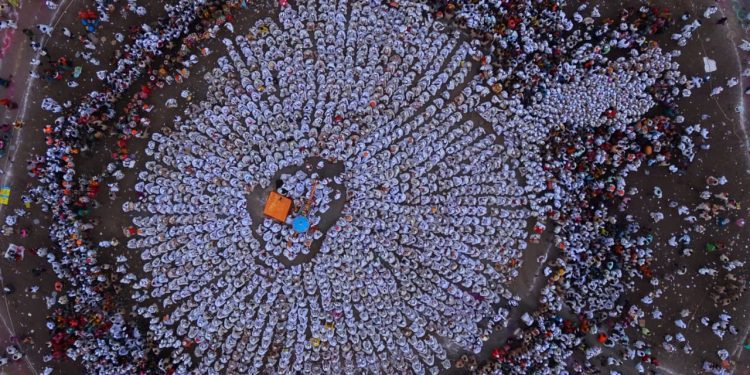 लक्ष लक्ष नयनांनी अनुभवला रिंगण सोहळा