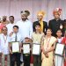 विविध पुरस्कारांचे पालकमंत्र्यांच्या हस्ते वितरण