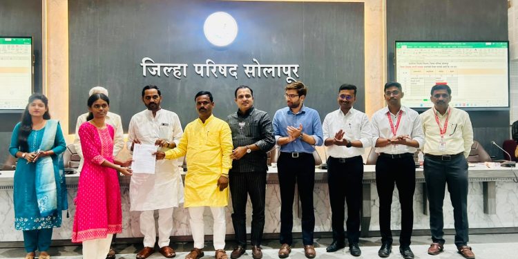 सेवा संकल्प अभियानाचे पहिले “मानकरी” ठरले शिक्षक